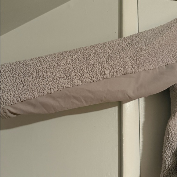 Nike Loose Fit Women's Pullover Training Fleece Jacket
2X Bone Running Sherpa - Picture 2 of 4